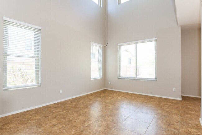 Foto del edificio - 16806 S Magenta Rd