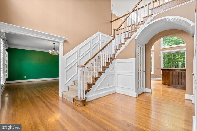 Foto del edificio - 1301 Daviswood Dr