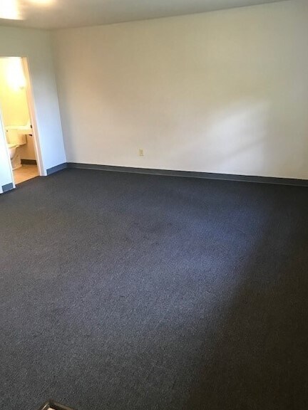 Living Area - 11325 Greenberry Rd
