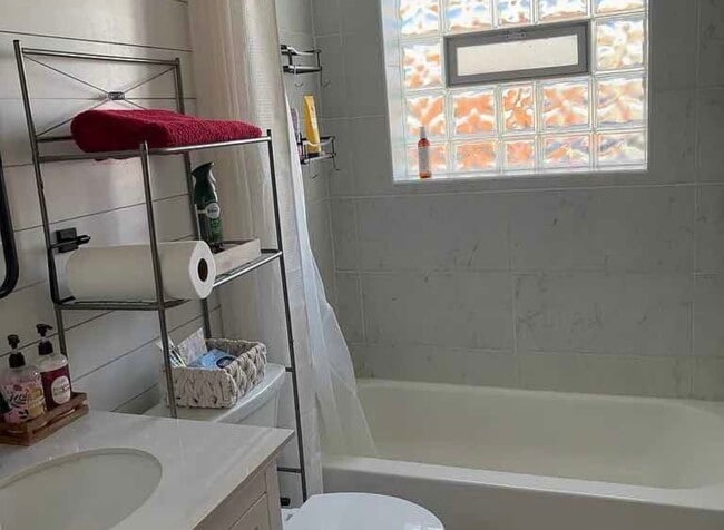 Building Photo - 24616 Culver St