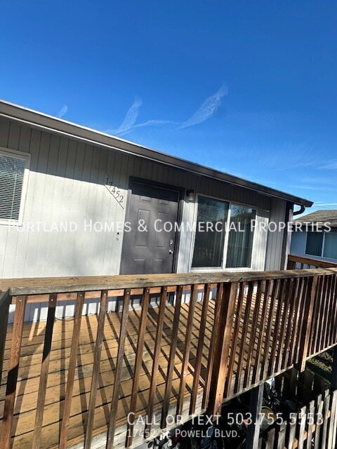 Foto del edificio - 17452 SE Powell Blvd