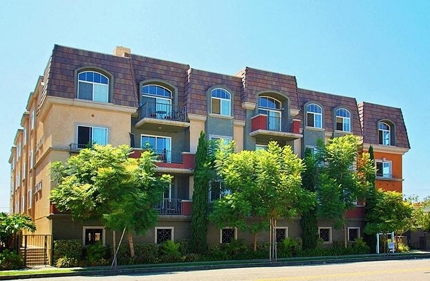 Lido Apartments - 3707 Motor Ave - Apartments In Los Angeles, CA ...