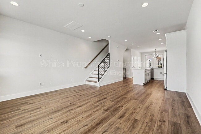Foto del edificio - 2146 N Graham St
