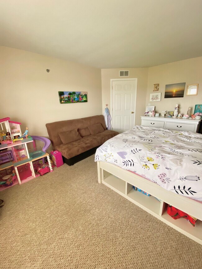 Foto del edificio - 8108 Concord Ln