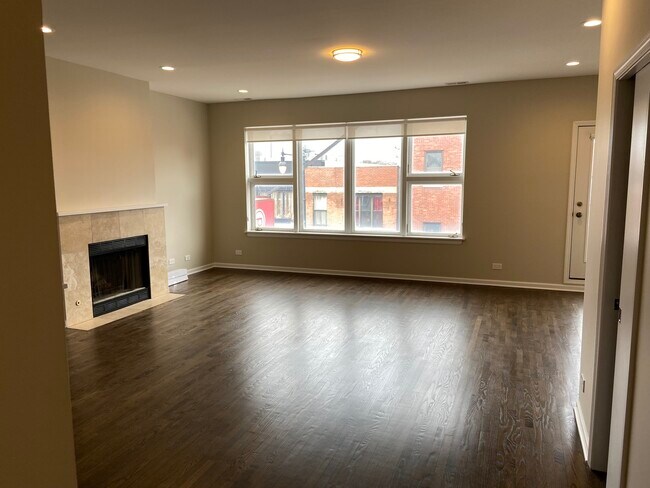 Foto del edificio - 1837 W North Ave