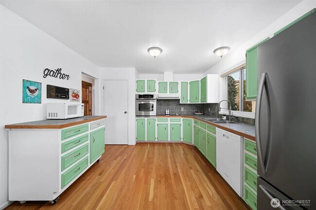 Foto del edificio - 1622 Horselake Rd