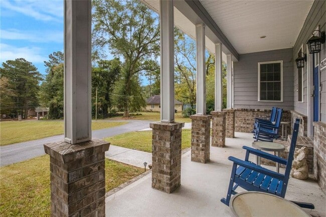 Foto del edificio - 2925 Dodson Dr