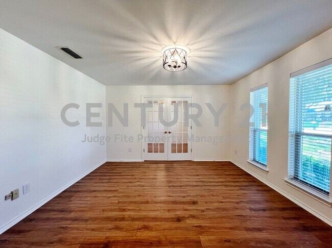 Building Photo - Updated 4/2.5/2 in Plano For Rent!