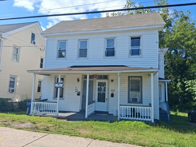 Building Photo - 598-598 E Commerce St