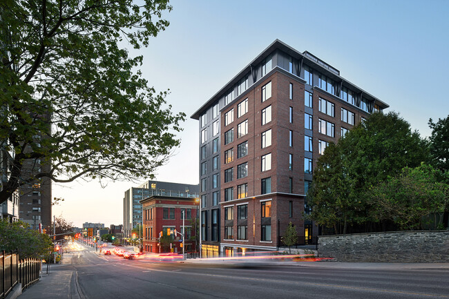 Building Photo - Hillside Apartments