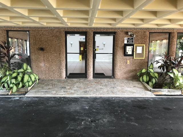 Foto del edificio - 9233 SW 8th St