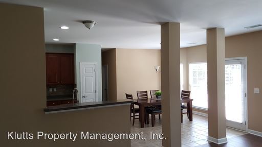 Building Photo - 1312 Mallory Ln