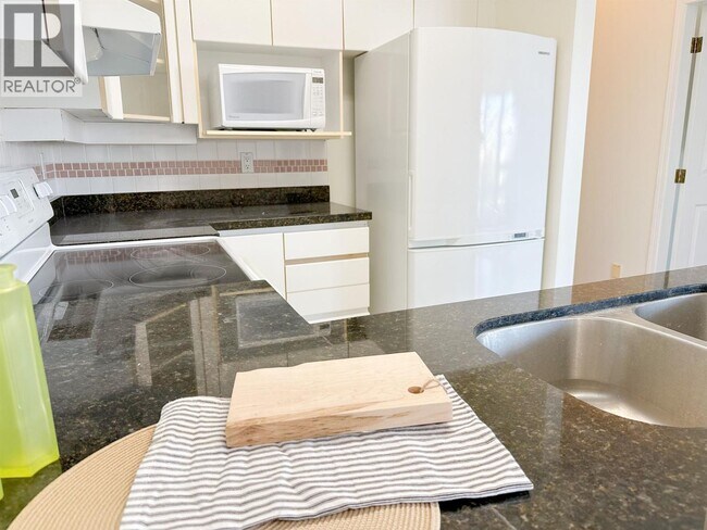 Photo du bâtiment - 6128 Patterson Ave