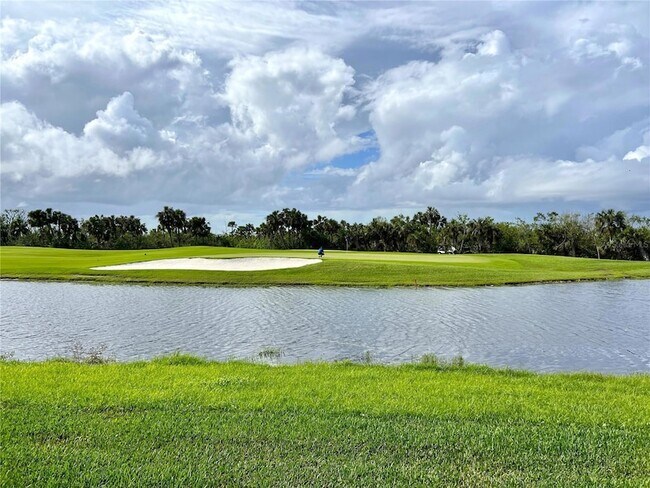 Foto del edificio - 14061 Heritage Landing Blvd