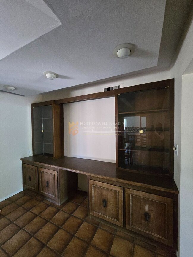 Foto del edificio - Vintage 3 Bedroom, 2 Bath Home with all the Modern Conveniences!
