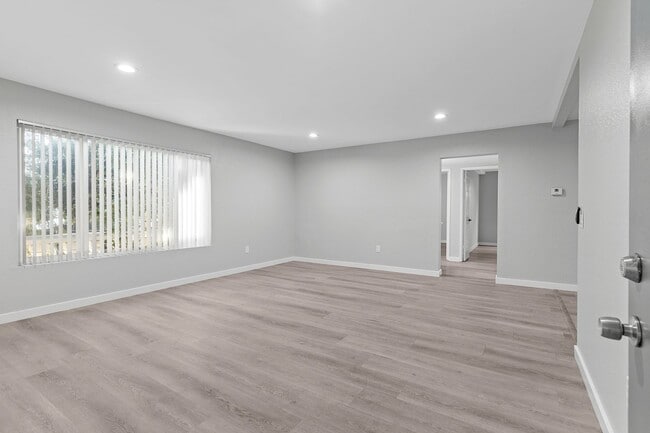 Interior Photo - 8101 Larson Avenue