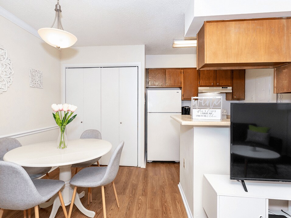 Afton Oaks Apartments 12074 Newcastle Ave Baton Rouge, LA