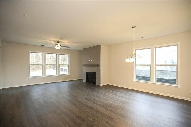 Building Photo - 3237 Hidden Valley Cir