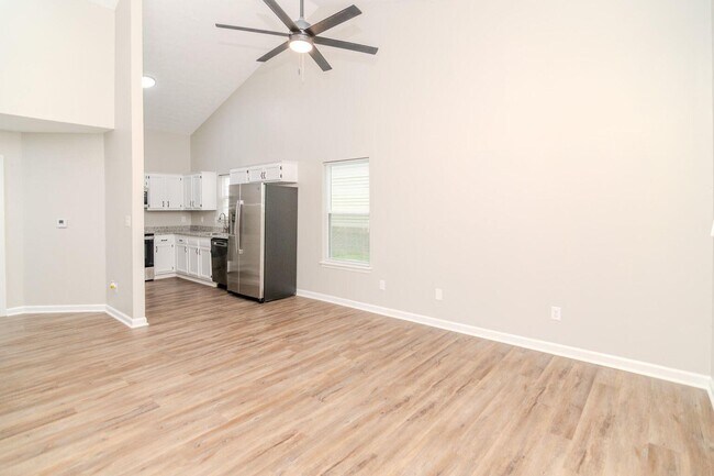 Building Photo - 2539 Danielle Ln