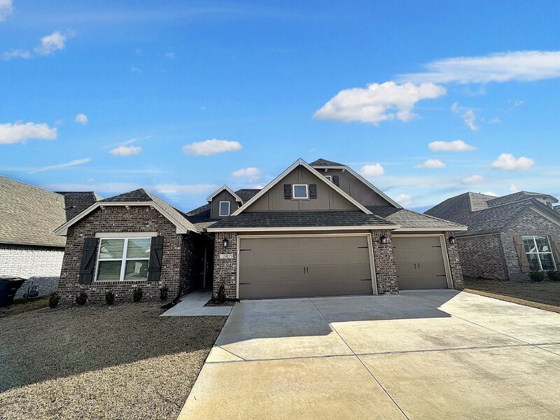 12429 S Norwood Ave, Bixby, OK 74008 House Rental in Bixby, OK