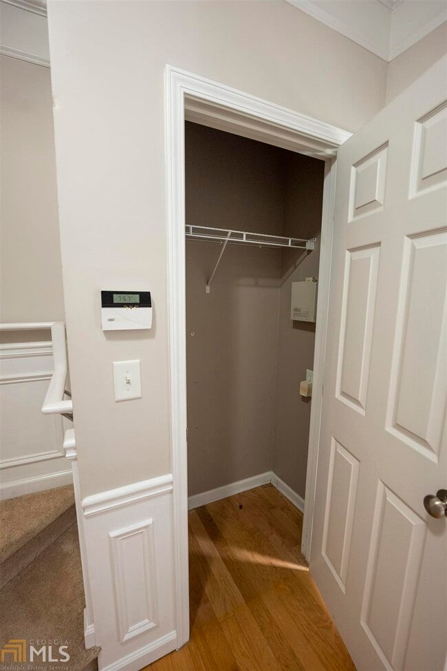 Building Photo - 3017 Glendower Way