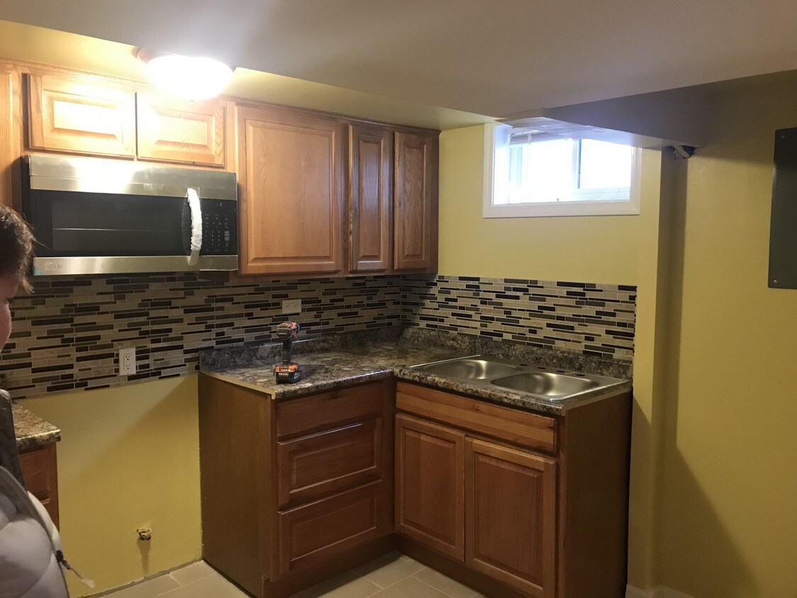 Foto principal - 8154 S Tripp Ave