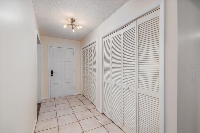 Foto del edificio - 4025 SE 17th Pl