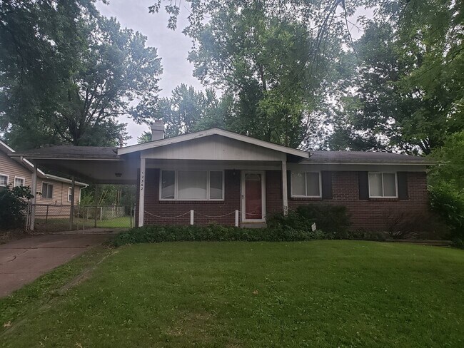 Front - 12342 Pinta Dr