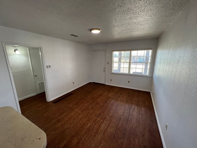 Building Photo - 4202 35th St