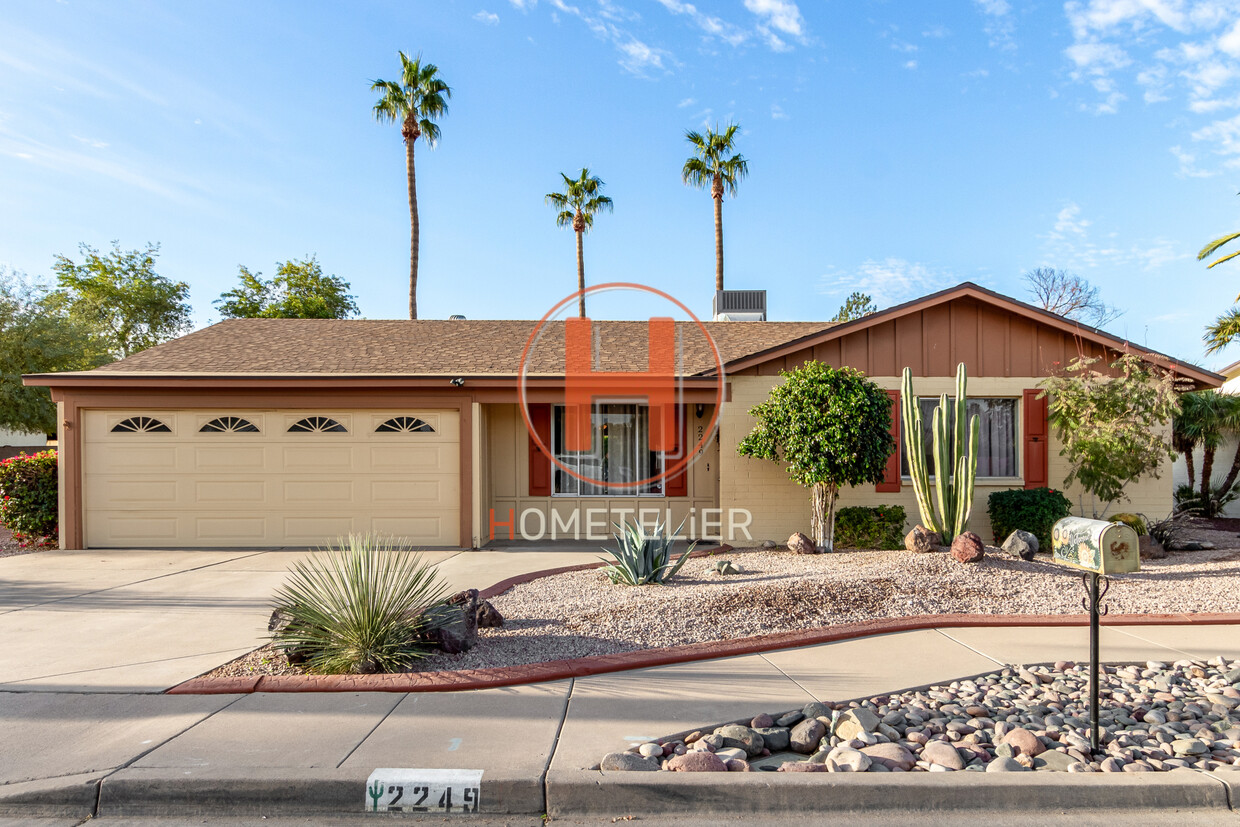 Primary Photo - Beautiful 4-Bedroom Home with Pool, and Re...