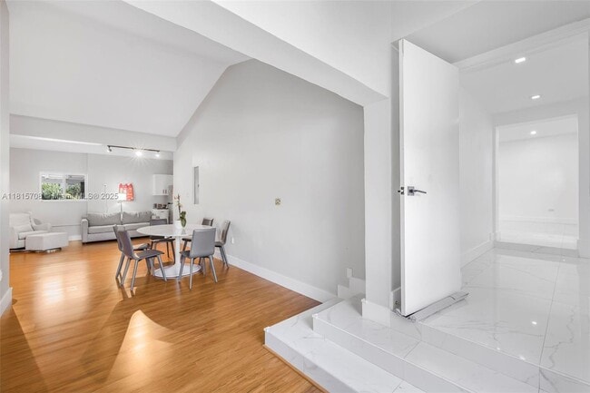 Foto del edificio - 1651 SW 13th Ave