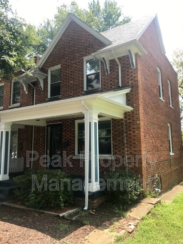 Primary Photo - 3117 Ellwood Ave