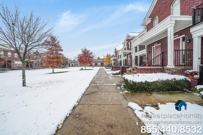 Foto del edificio - 45678 Kennedy Ave