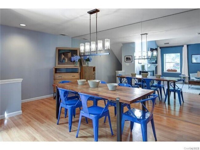 Foto del edificio - 76 Peck Ave