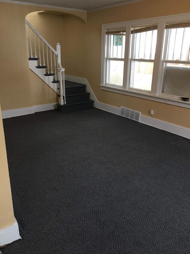 Foto principal - 2410 Linden Ave
