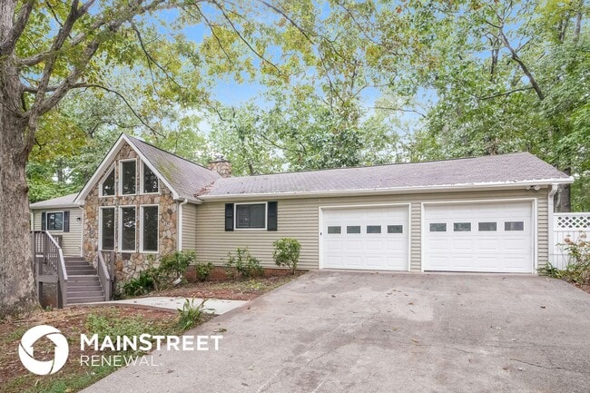 Building Photo - 153 Trickum Hills Dr