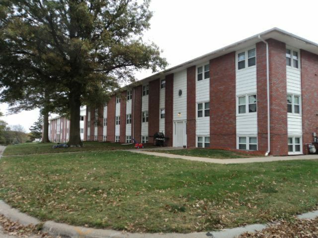 Primary Photo - 1553 N Sycamore St
