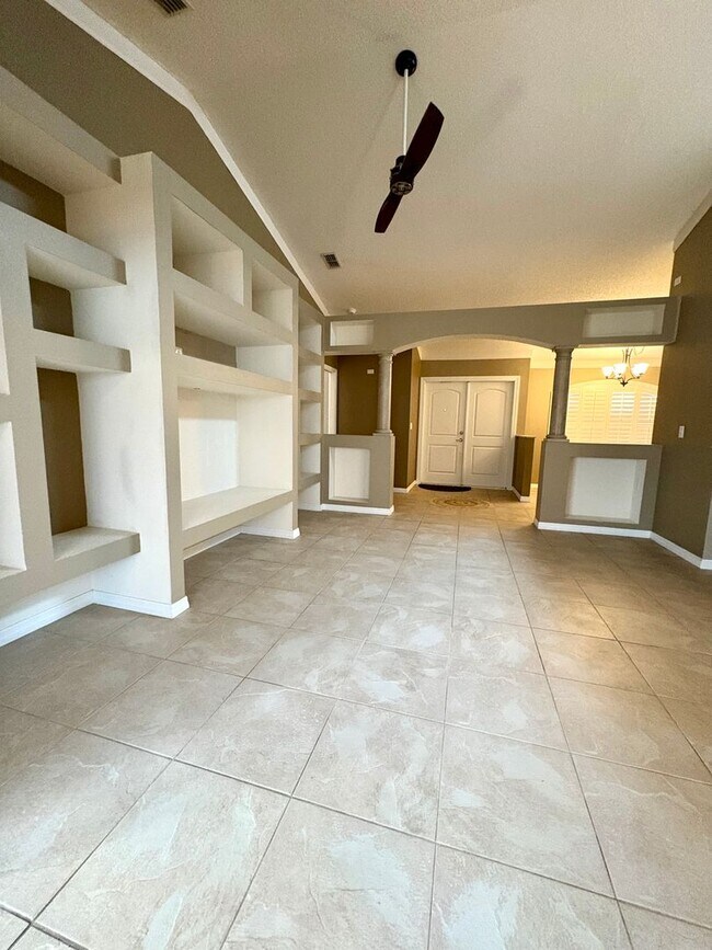 Foto del edificio - Beautiful 3Bed/2Bath with 2-Car Garage on a Cul-de-Sac