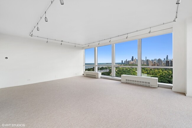 Building Photo - 330 W Diversey Pkwy