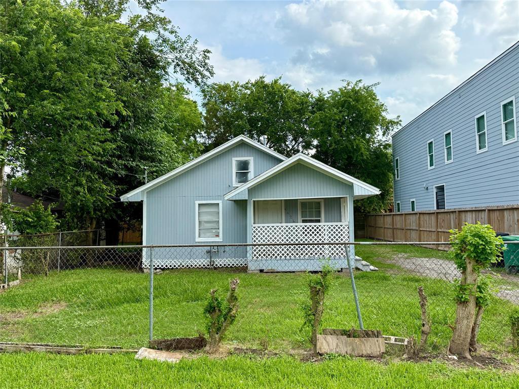 Primary Photo - 4426 Phlox St