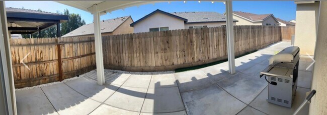 Building Photo - Lovely 3 Bedroom / 2 Bathroom for rent $2,600