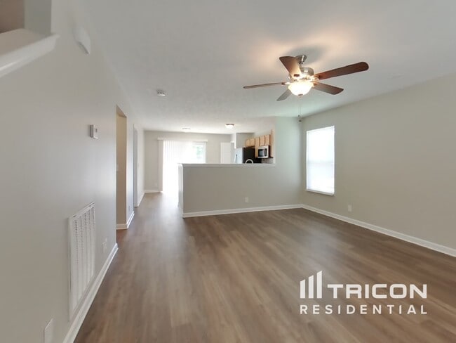 Foto del edificio - 2137 Erin Ln