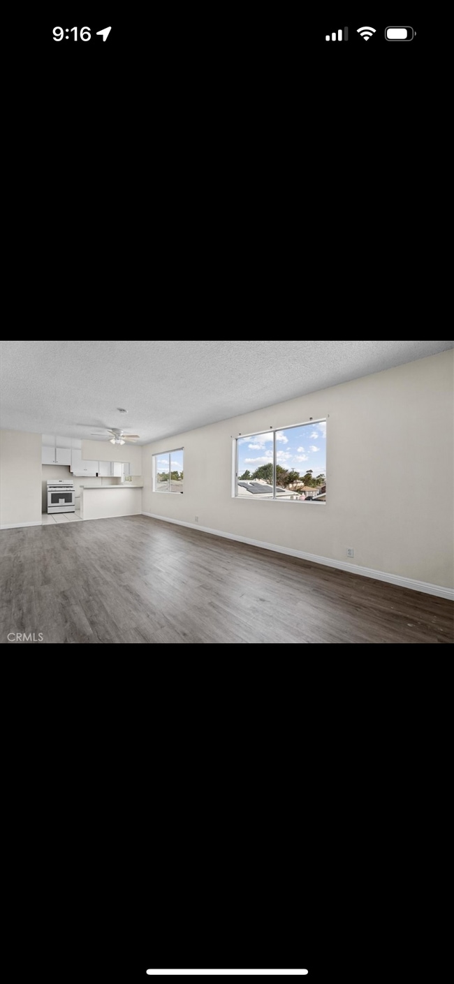 Building Photo - 4302 W 165th St