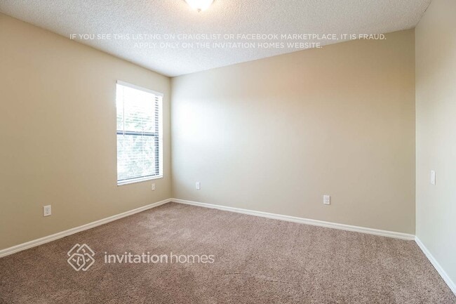 Building Photo - 1011 Surge Ct