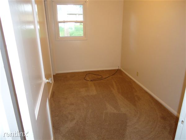 Building Photo - 3110 Westmont Ave