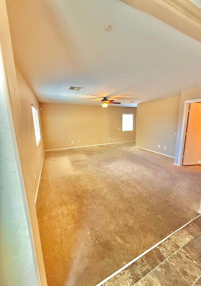 Building Photo - Mountain Edge home for RENT