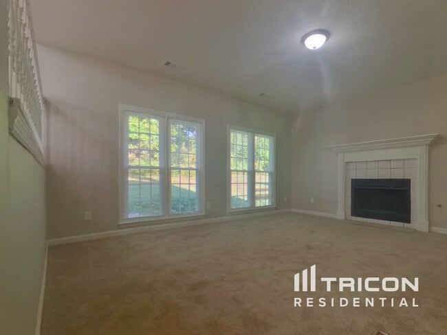 Foto del edificio - 4864 Country Cove Way