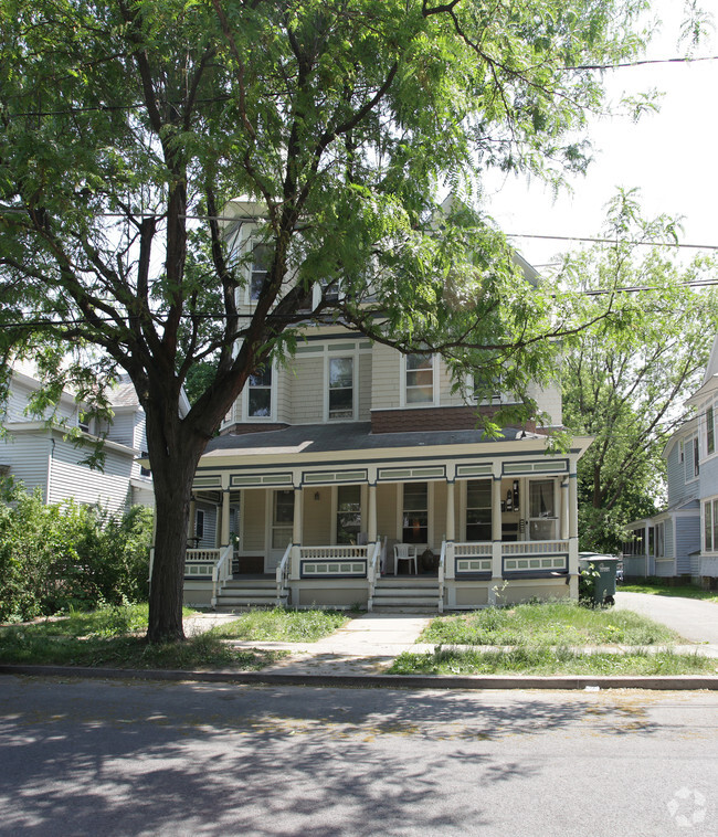 Building Photo - 20 Grove Ave