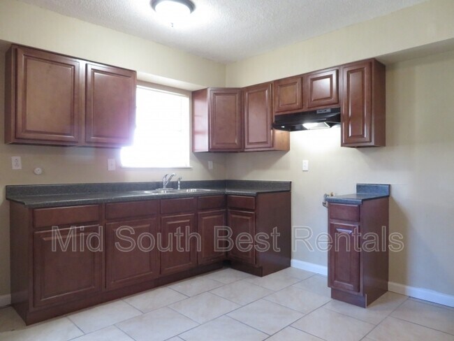 Foto del edificio - 4011 Westmont St