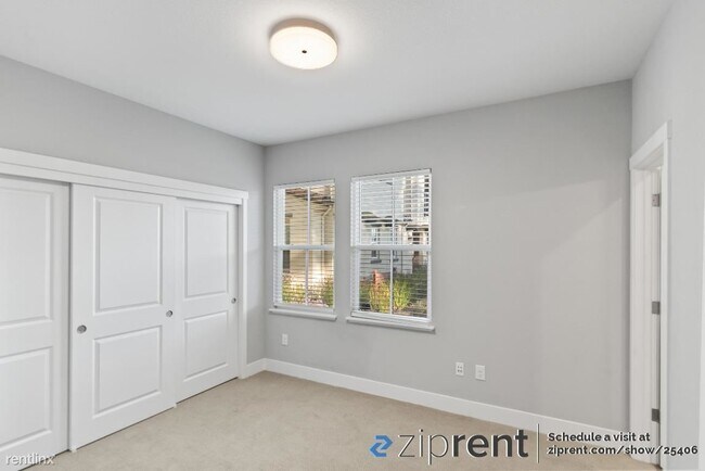 Building Photo - 3 br, 3.5 bath Townhome - 506 Sardinia Ter...